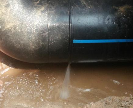 石台楼顶渗水维修公司为大家分享下石台卫生间漏水维修修补技术!