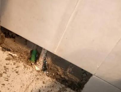 石台楼顶漏水维修公司分享下修复水管漏水的几种小方法